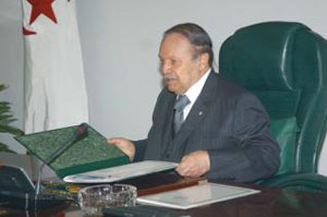 Son Excellence Abdelaziz Bouteflika, Président de la République